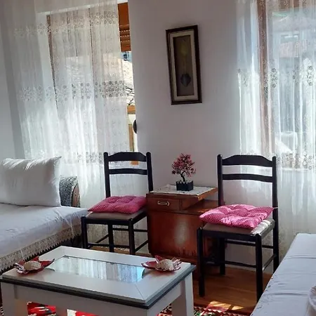 Niku Homestay Alloggio in famiglia Berat